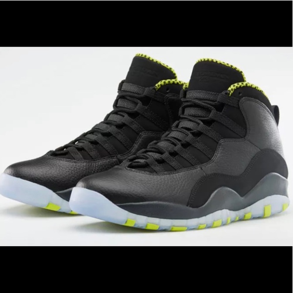 Jordan 10 Venom
